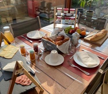 Cuesmes House | Beachfront Bliss at Lauralys: Pet-Friendly & Family-Ready