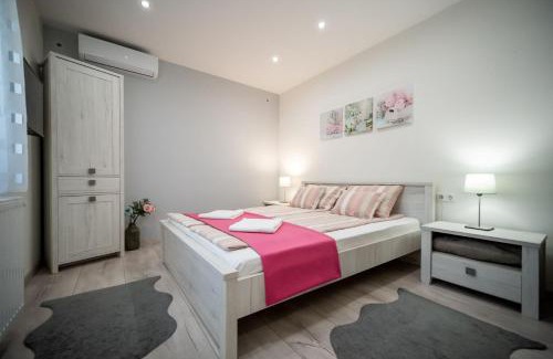 Gyula Apartment | Pet-Friendly LaurApartman: Guest Rated 10/10 Experience
