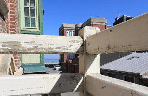 Mers-les-Bains Apartment | Oceanfront Escape at Laureclipse2 - Rated 9.1/10 by Guests