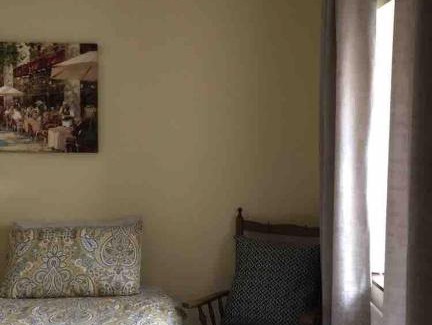 Kilgreaney Apartment | Family-Friendly Laurel House with Kitchen & 9/10 Rating