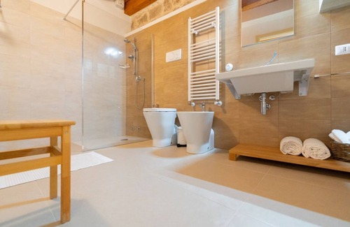 Modica House | Inviting Retreat in Hyblean Countryside with Pool & Pets Welcome