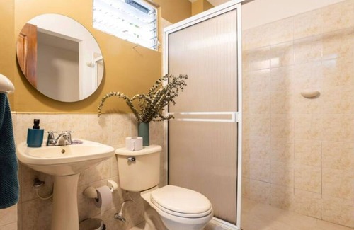 Florida Nueva House | Explore Comfort at Laureles Casa: Steps from Medellin's Heart