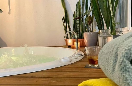 Florida Nueva House | Explore Comfort at Laureles Casa: Steps from Medellin's Heart