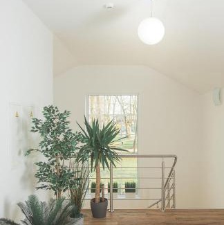 Ukmerge Apartment | Pet Friendly Laurentroom Park&Fountain - 10/10 Guest Rated