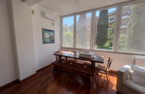 Zona LIII Tomba di Nerone Apartment | Laurina house