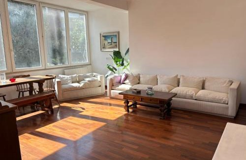 Zona LIII Tomba di Nerone Apartment | Laurina house