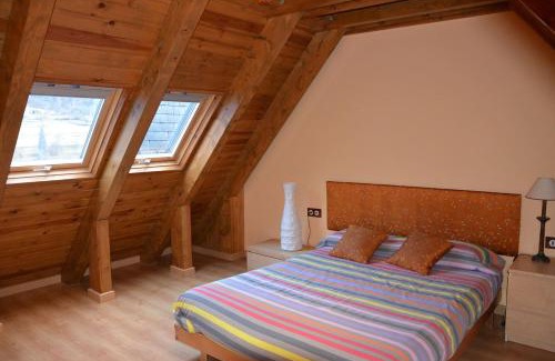 Bossost House | Pet-Friendly Escape at Laurit - Rated 9.5/10 by Guests