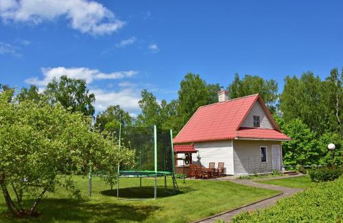 Utena county House | Experience Lauryno Sodyba: Oceanfront Bliss Awaits!