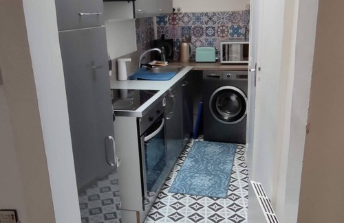 Amiens House | Inviting Maison Near Parc Saint-Pierre with Spa & Pet-Friendly