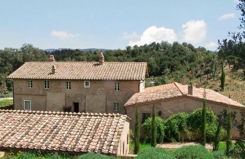 Camigliano Villa | Explore Lavacchio: Family-Friendly 4-Star Retreat