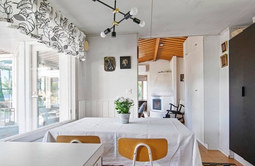 Hameenkyro House | Relaxing Retreat at Lavajärvi by Interhome with Spa & Lake View