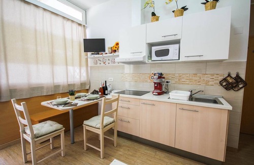 Portoroz Apartment | Pet-Friendly Lavanda & Cappuccino Apartments in Portorož