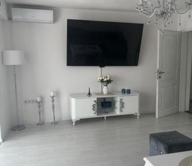 Konjic Apartment | Discover Lavanda House: Family-Friendly with Pool Access