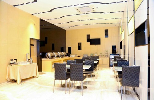 Baiyun Hotel | Convenient Lavande Hotel at Baiyun International Airport