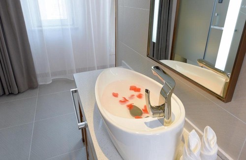 Nanguan Hotel | Convenient Stay at Lavande Hotel near Changchun Metro