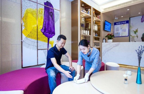 Chongqing Hotel | Inviting Lavande Hotel Chongqing West Station with Accessibility