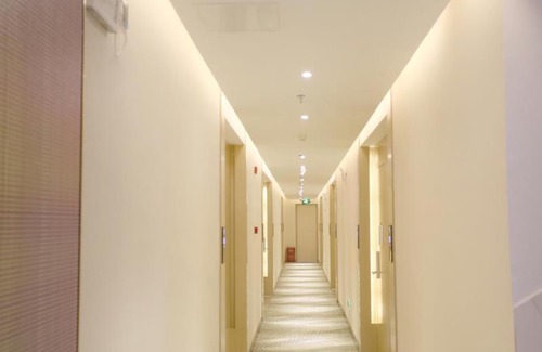 Longsheng Various Nationalities Autonomous County Hotel | Discover Lavande Hotel Guilin Longsheng with Accessible Amenities
