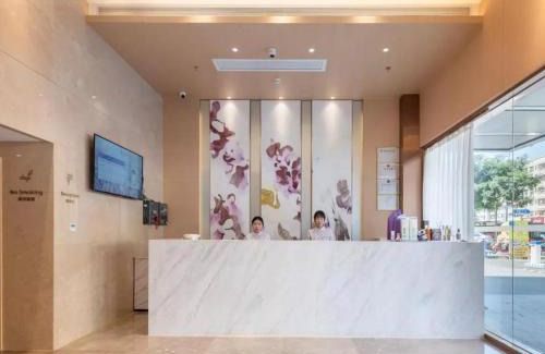 Shajing Hotel | Lavande Hotel Shenzhen International Convention and Exhibition Center Fuhai West Subway Station