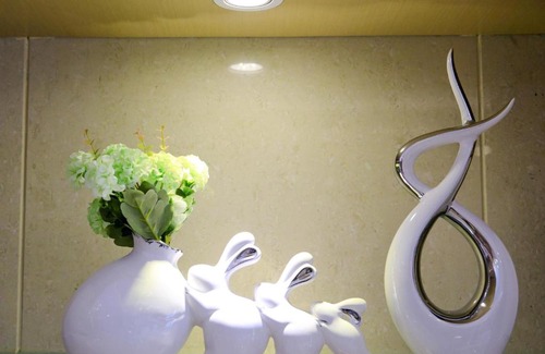 Longhua District Hotel | Convenient Stay at Lavande Hotels near Shenzhen North Station
