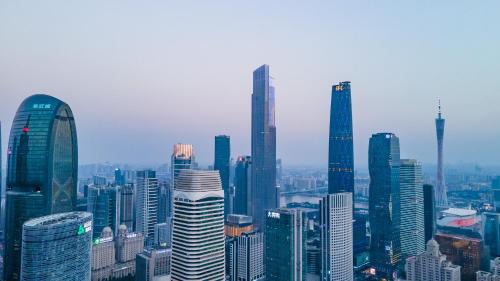 Guangzhou Central Business District Apartment | Cozy Home Apartment with Breakfast & Wheelchair Access