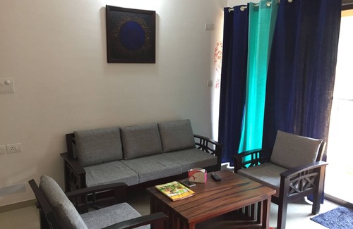 Lavasa Apartment | Beautiful Lavasa Lake View Apartment with Breakfast & Kitchen