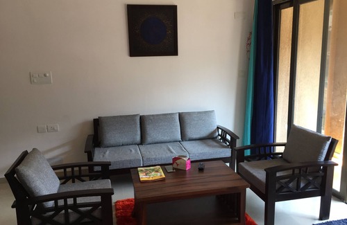 Lavasa Apartment | Beautiful Lavasa Lake View Apartment with Breakfast & Kitchen