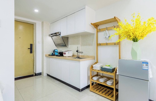 Panyu Apartment | Elegant Lavendar Apartment - Shangcheng Branch Awaits You