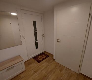 Riederich Apartment | Family-Friendly Retreat at Lavendel Apartment Awaits You