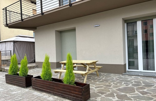 Treviolo Apartment | Lavender Apartment: Family-Friendly Stay in Treviolo