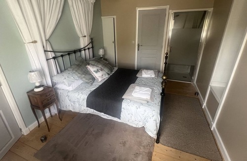 Bulat-Pestivien Cottage | Lavender Breeze Krec-Heur Retreat
