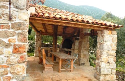 Trpanj Ski Chalet | Discover Lavender Cottage: 10/10 Rated, Pet Friendly Retreat