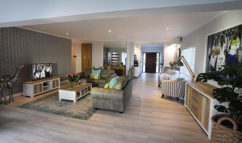 Umhlanga House | Experience Relaxation at Lavender Moon Guest House