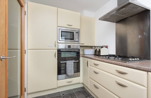 Wadebridge Cottage | Lavender Hotel: Top-Rated Stay Near Wadebridge Town