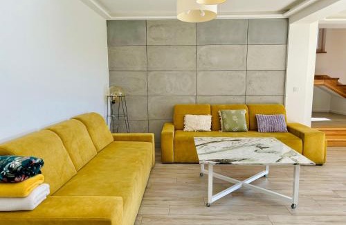 Tokarnia Villa | Discover LaVerde: Nature Retreat with Oceanfront Spa