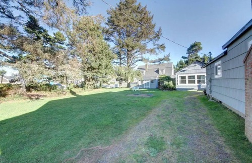 Ocean Park House | Experience LaVerna: Pet-Friendly Oceanfront Retreat