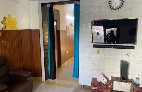 Mohali Apartment | Cozy 3BHK Flat with Wifi and Private Washroom