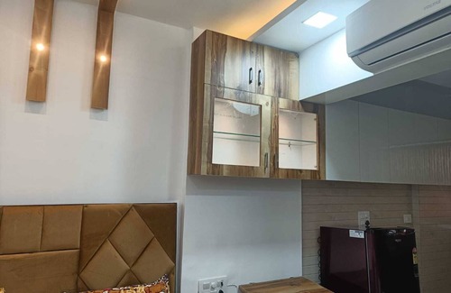 New Delhi Condo | Cozy Studio Apartment in West/Central Delhi with Breakfast