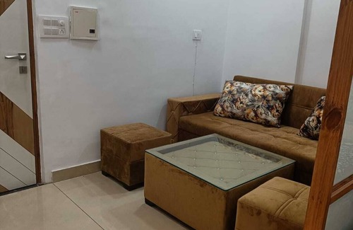 New Delhi Condo | Cozy Studio Apartment in West/Central Delhi with Breakfast