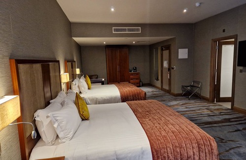 Naas Hotel | Experience Lawlors of Naas: 4-Star Comfort & Dining