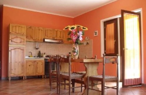 Agropoli Apartment | Relaxing House in the Green with Ocean Views & Pool