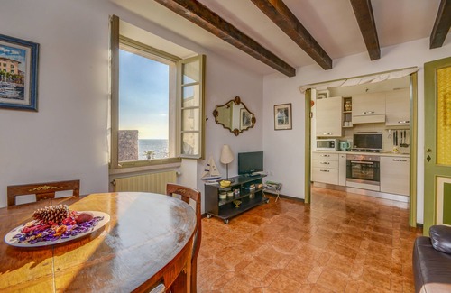 Gargnano Apartment | Elegant Lake View Mansion with Pet-Friendly Amenities