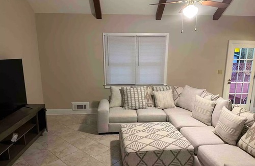 Lawrenceville House | Lawrenceville Sweet Cozy Home