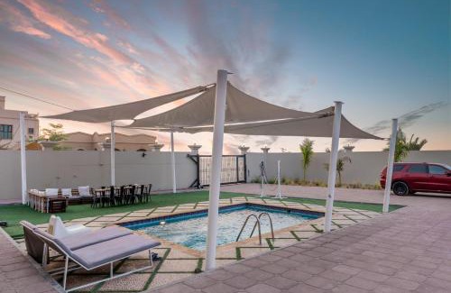 Ras Al Khaimah House | Explore Lazeemah Chalet: Oceanfront Retreat with Hot Tub