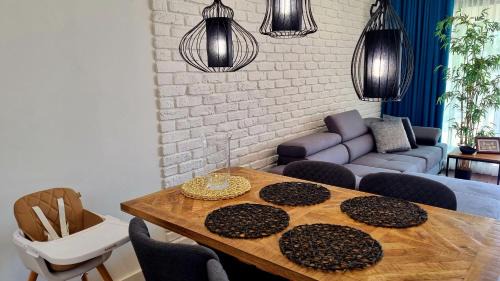 Elk Apartment | Explore Lazur Lake: Ocean Views & Family-Friendly Amenities