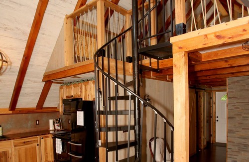 Keslers Cross Lanes Ski Chalet | Experience the Perfect Getaway at Lazy At the Lake Chalet