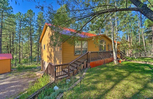 Forest Lakes Cottage | Pet-Friendly Lazy Bear Den Near Vallecito Reservoir