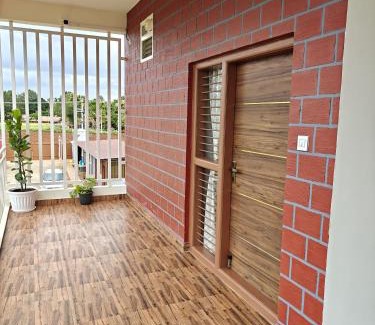 Narasapura House | Lazy Daisy Medows