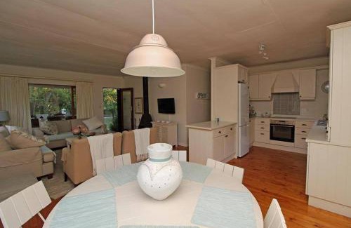 Nature's Valley House | Relaxing Oceanfront Retreat at Lazy Days - 4-Star Bliss