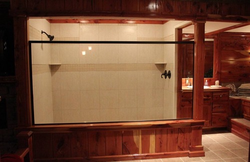 Joppa Apartment | Indulge in the Lazy G #1 Honeymoon Suite with Spa & Hot Tub