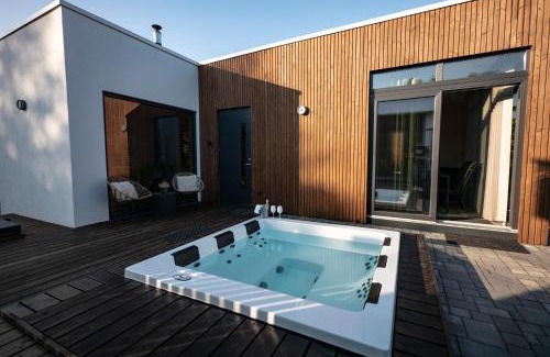 Klaipeda Apartment | Relax at Lazy House Klaipeda: 4-Star Oceanfront Retreat